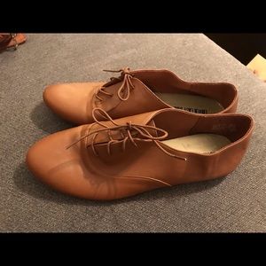 Light Brown Lower East Side Men’s Dress Shoes.